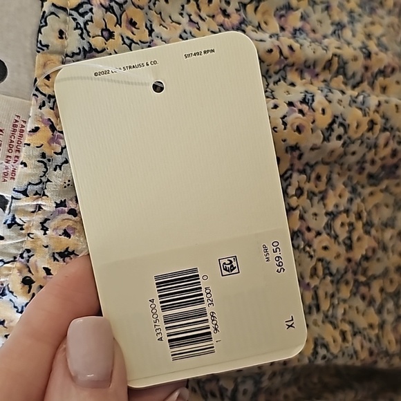 Levi's sz XL everyday crop floral blouse shirt new with tags WT25 - Picture 6 of 9